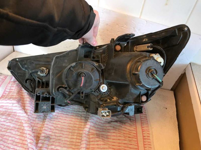 Headlamp Assembly used genuine OEM Mitsubishi RVR 2011-2019