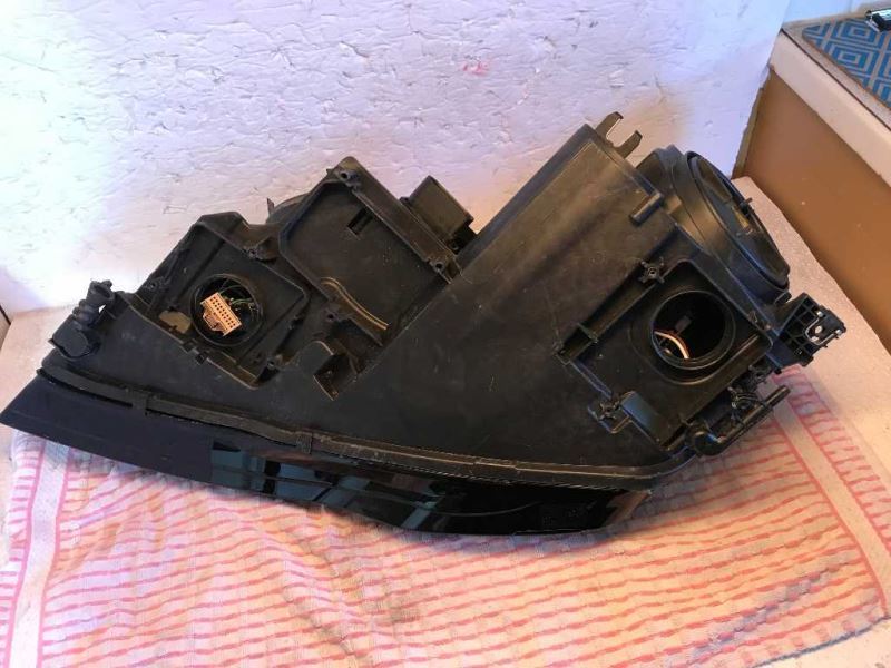 Right headlamp assembly composite used genuine OEM Audi A7 Quattro 2012-2018