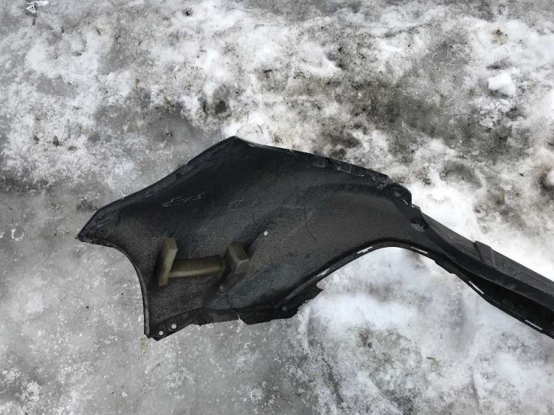 Defensa (parachoques) trasera usada original (OEM) Toyota Corolla 2019-2022