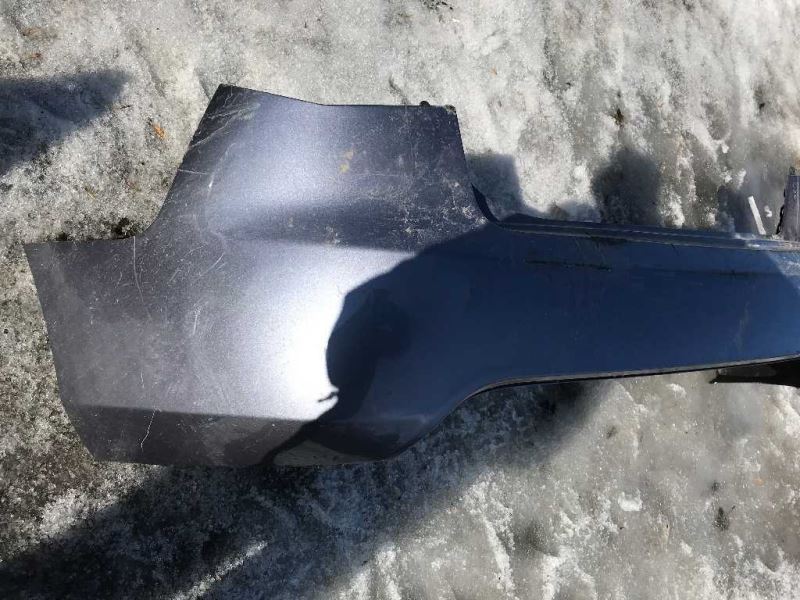 Defensa (parachoques) trasera usada original (OEM) KIA Forte 2010-2013
