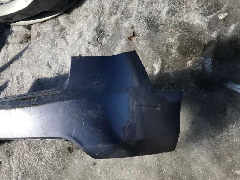 Defensa (parachoques) trasera usada original (OEM) KIA Forte 2010-2013