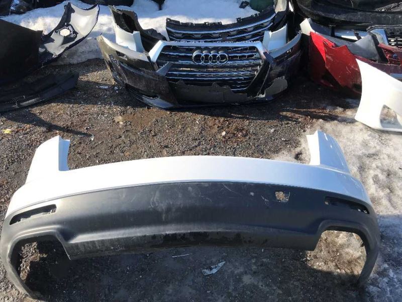 Defensa (parachoques) trasera usada original (OEM) Mazda CX-9 2007-2012