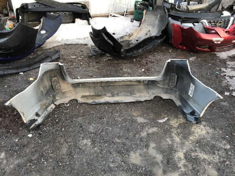 Defensa (parachoques) trasera usada original (OEM) Subaru Outback 2010-2014