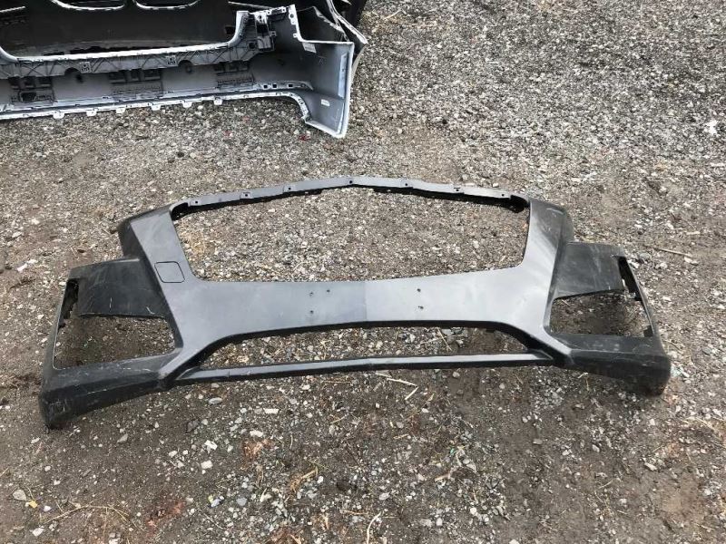 Defensa (parachoques) delantera usada original (OEM) Cadillac CTS 2014-2019
