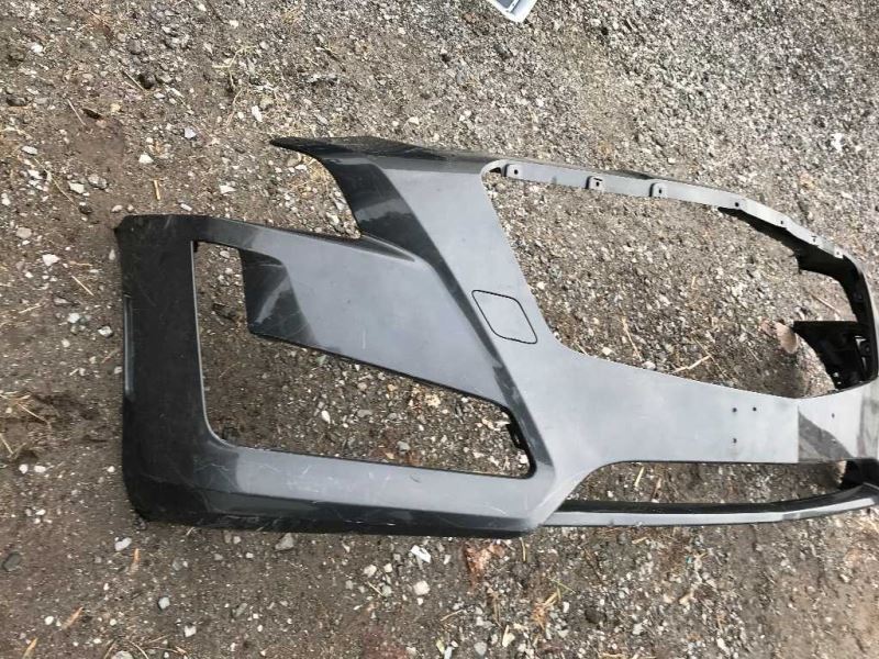 Defensa (parachoques) delantera usada original (OEM) Cadillac CTS 2014-2019