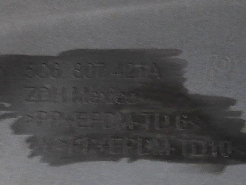 Defensa (parachoques) trasera usada original (OEM) Volkswagen Jetta 2015-2018