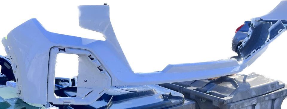 Defensa (parachoques) delantera usada original (OEM) GMC Sierra 1500 2019-2021