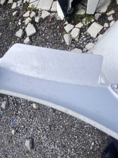 Salpicadera (guardafango) usada original (OEM) Mercedes-Benz Smart 2016-2019