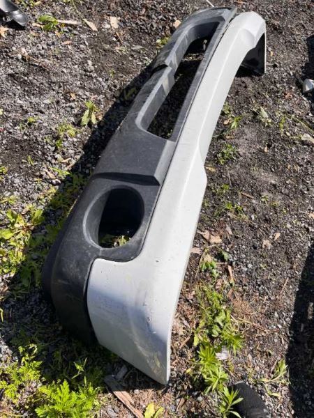 Defensa (parachoques) delantera usada original (OEM) Ford Ranger 2006-2011