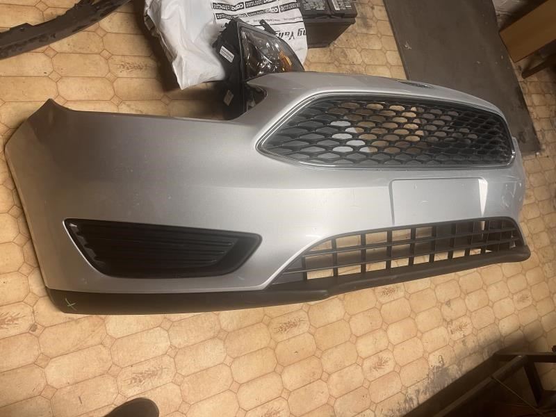Front bumper energy absorber used genuine OEM Ford Focus 2015-2018