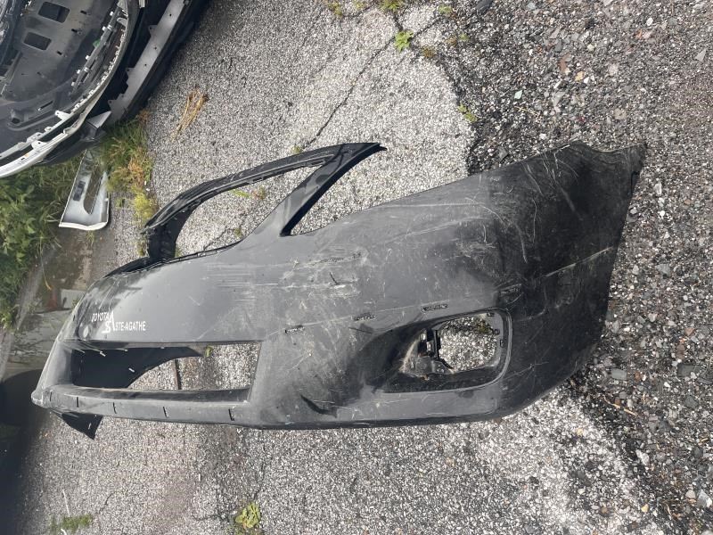Front bumper cover used genuine OEM Toyota Camry 2010-2011