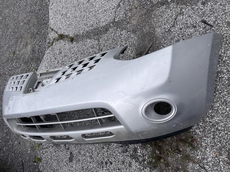 Front Bumper Cover used genuine OEM Nissan Rogue 2008-2010