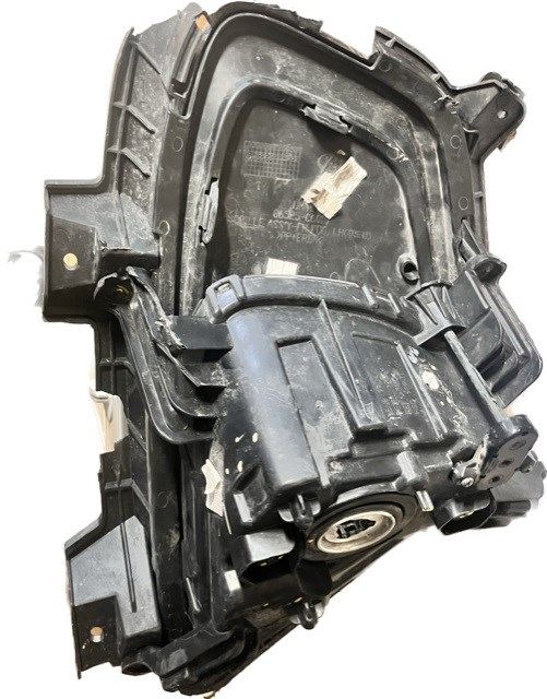 Left fog lamp assembly used genuine OEM KIA Sorento 2016-2018
