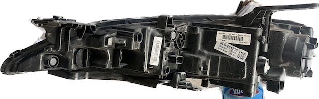Right headlamp assembly composite used genuine OEM Chrysler 200 2015