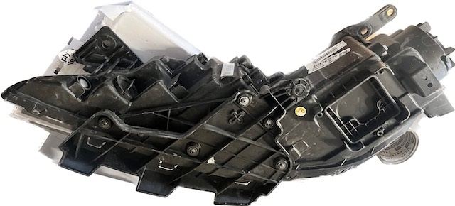Right headlamp assembly composite used genuine OEM Chrysler 200 2015
