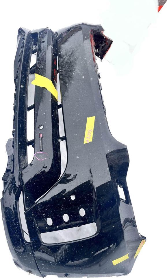Defensa (parachoques) delantera usada original (OEM) Land Rover Discovery 2021-2025