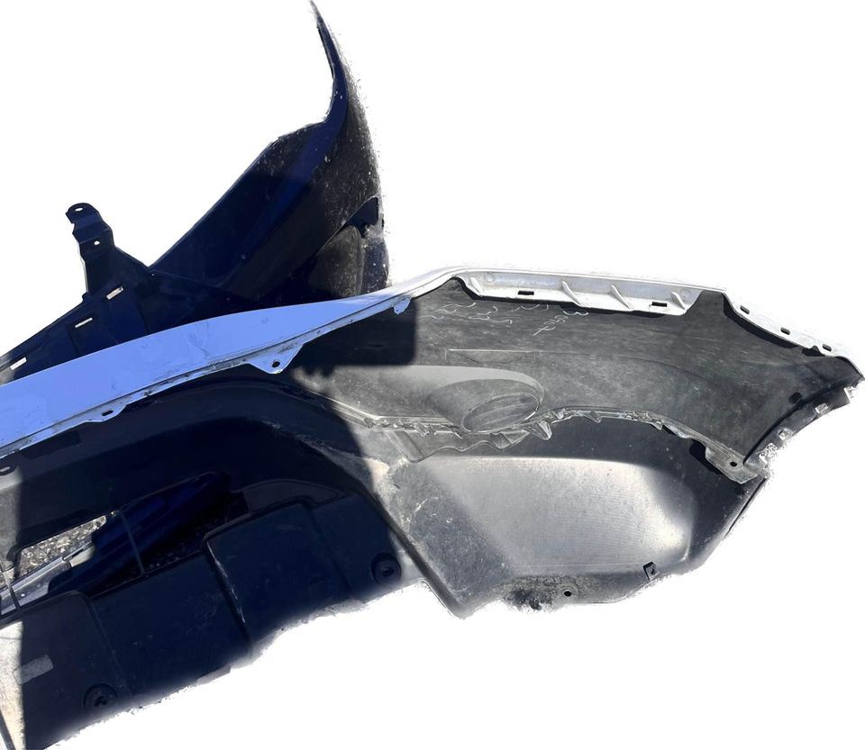 Defensa (parachoques) delantera usada original (OEM) Honda CR-V 2010-2011