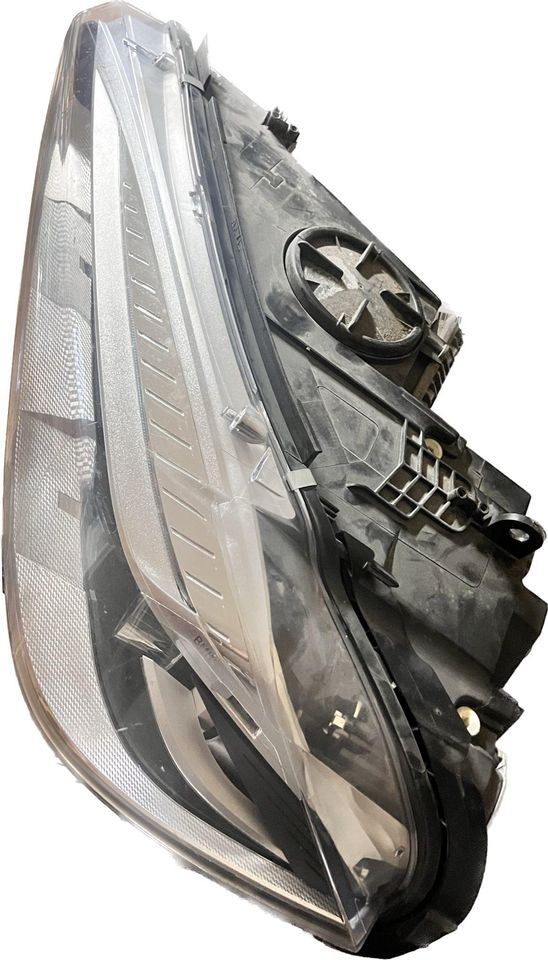 Faro izquierdo usado original (OEM) BMW X6 2015-2019