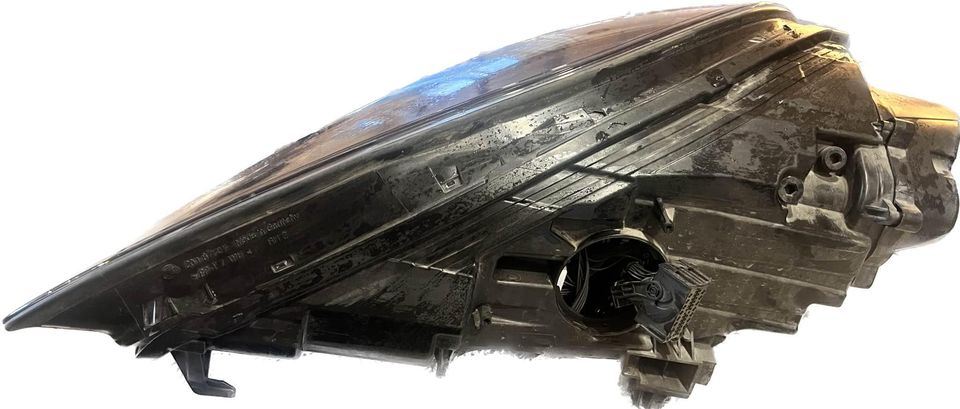 Headlamp Assembly used genuine OEM Porsche Porsche Panamera 2021-2023