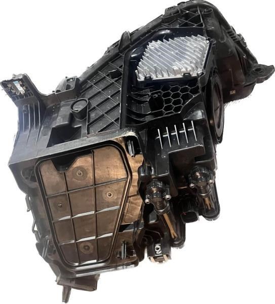 Right headlamp assembly composite used genuine OEM Audi Q3 2019-2023