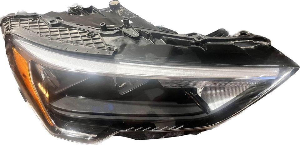 Faro derecho usado original (OEM) Audi Q3 2019-2023