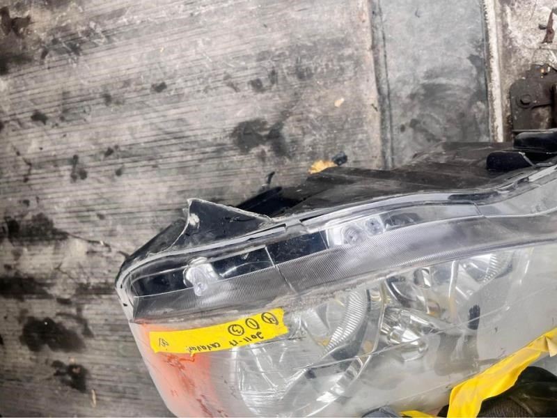 Left headlamp assembly composite used genuine OEM Dodge Grand Caravan 2011-2020