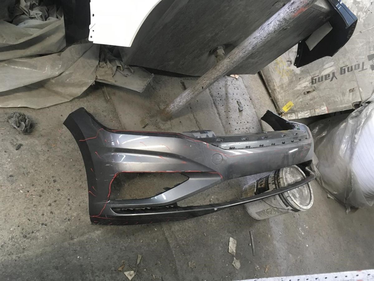Front bumper cover used genuine OEM Volkswagen Jetta 2019-2021
