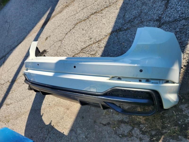 Defensa (parachoques) trasera usada original (OEM) Audi Audi Q3 2019-2024