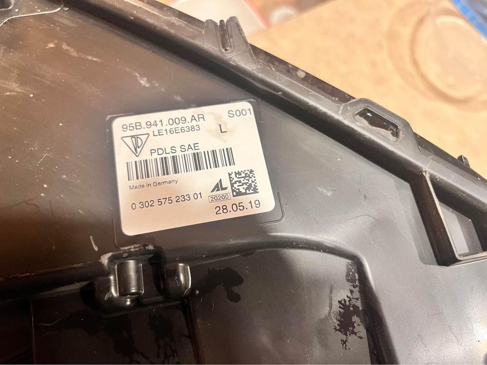 Faro derecho usado original (OEM) Porsche Macan 2019-2021