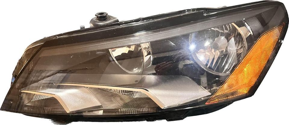 Left headlamp assembly composite used genuine OEM Volkswagen Passat 2011-2015