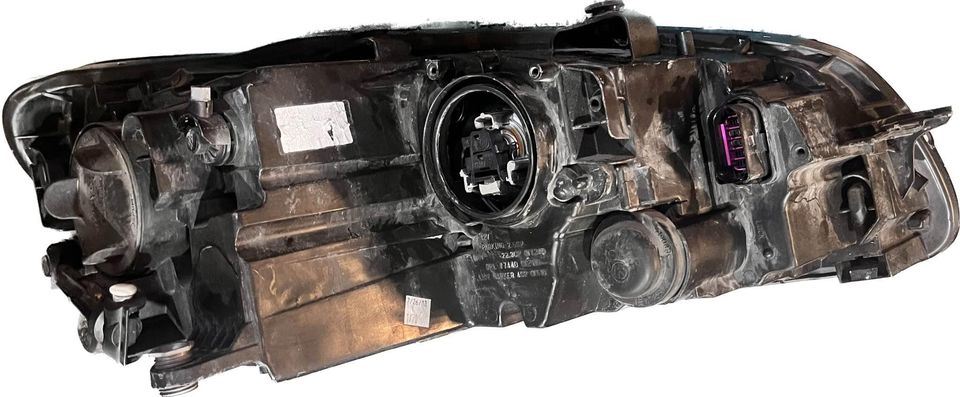Left headlamp assembly composite used genuine OEM Volkswagen Passat 2011-2015