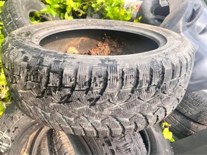 Tires used genuine OEM