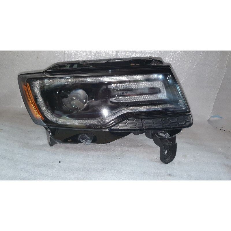 Headlamp Assembly used genuine OEM Jeep Grand Cherokee 2017-2021