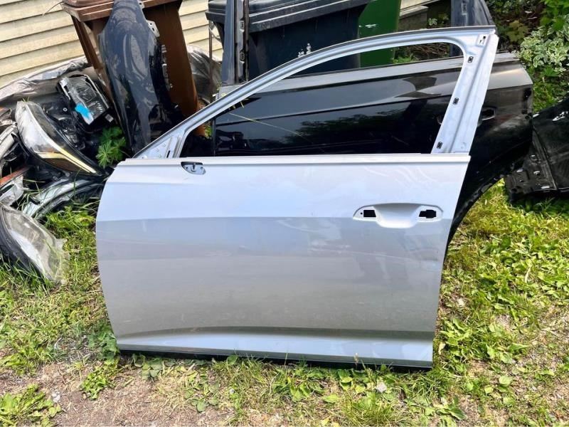 Front Door Assembly used genuine OEM