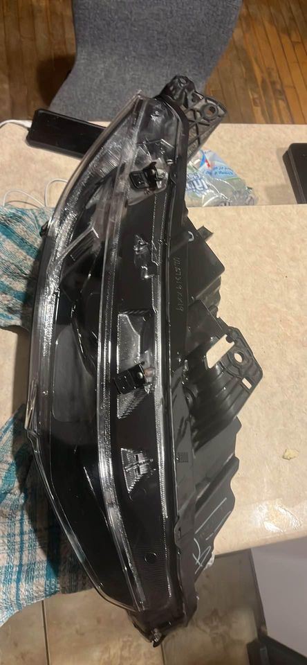 Faro derecho usado original (OEM) Honda Civic 2016-2020