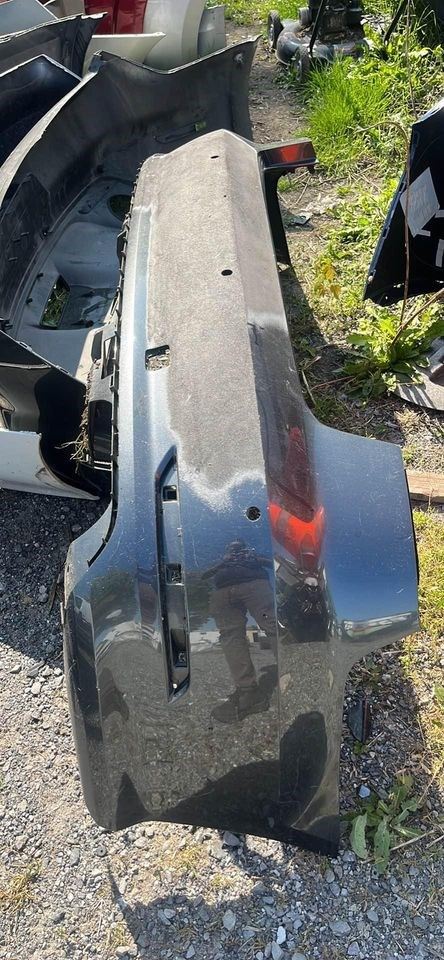 Defensa (parachoques) trasera usada original (OEM) Audi A3 2015-2016