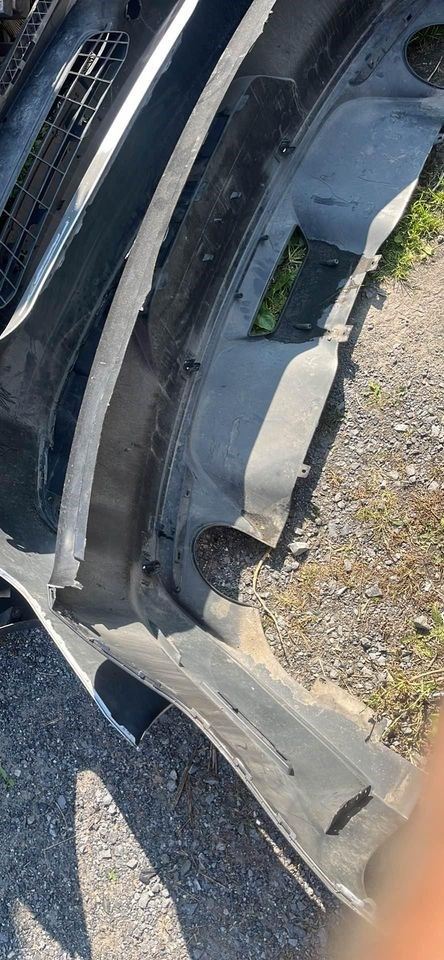Defensa (parachoques) trasera usada original (OEM) Ford Mustang 2018-2023