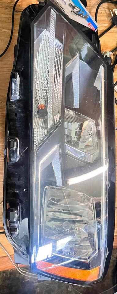Left headlamp assembly composite used genuine OEM Audi A3 2017-2020
