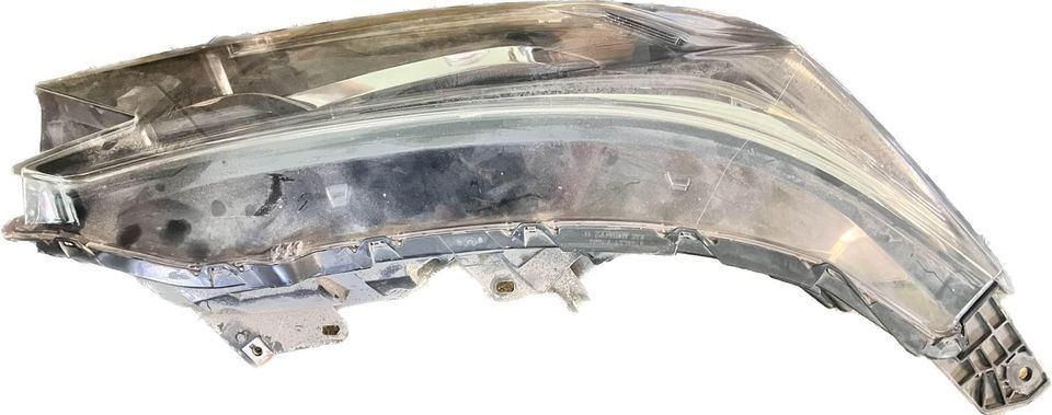 Right headlamp assembly composite used genuine OEM Honda CR-V 2015-2016