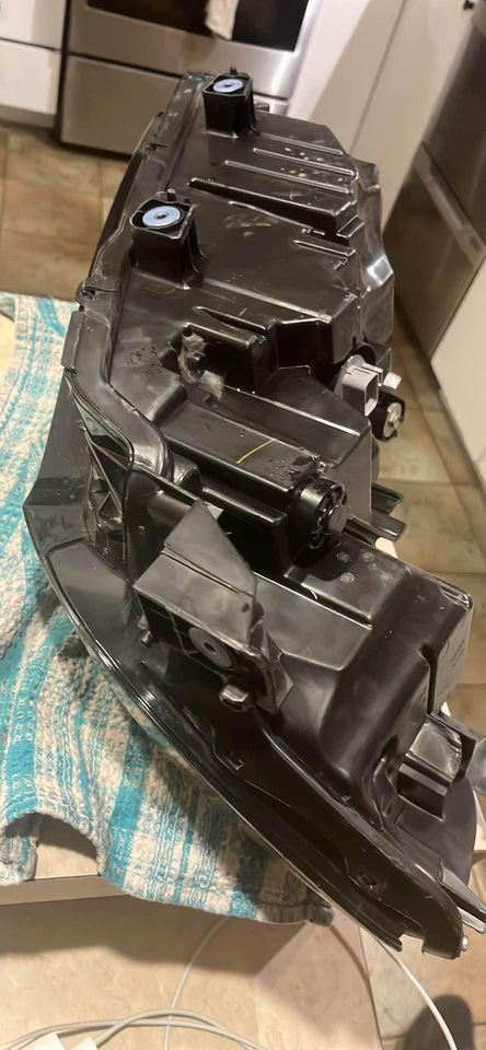 Headlamp Assembly used genuine OEM Honda Civic 2022-2025