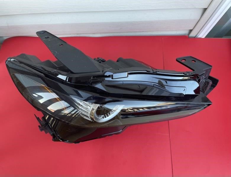 Right headlamp assembly composite used genuine OEM Mazda CX-30 2020-2022