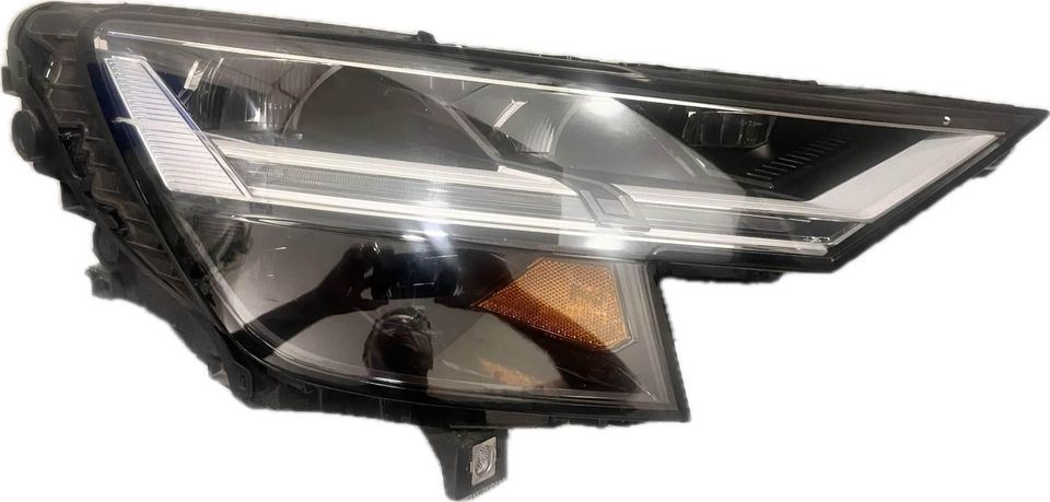 Headlamp Assembly used genuine OEM Audi Q8 2019-2023