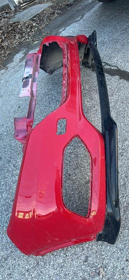 Defensa (parachoques) delantera usada original (OEM) Honda HR-V 2019