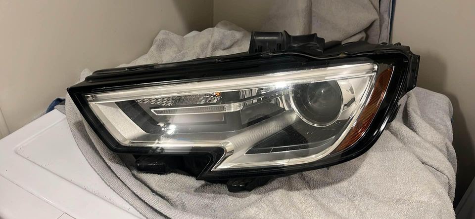 Left headlamp assembly composite used genuine OEM Audi A3 2017-2020