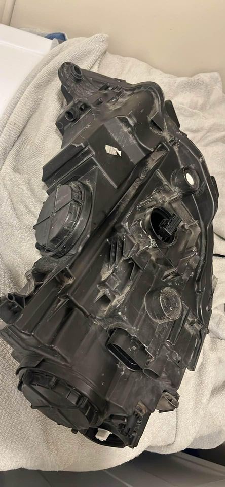 Left headlamp assembly composite used genuine OEM Audi A3 2017-2020