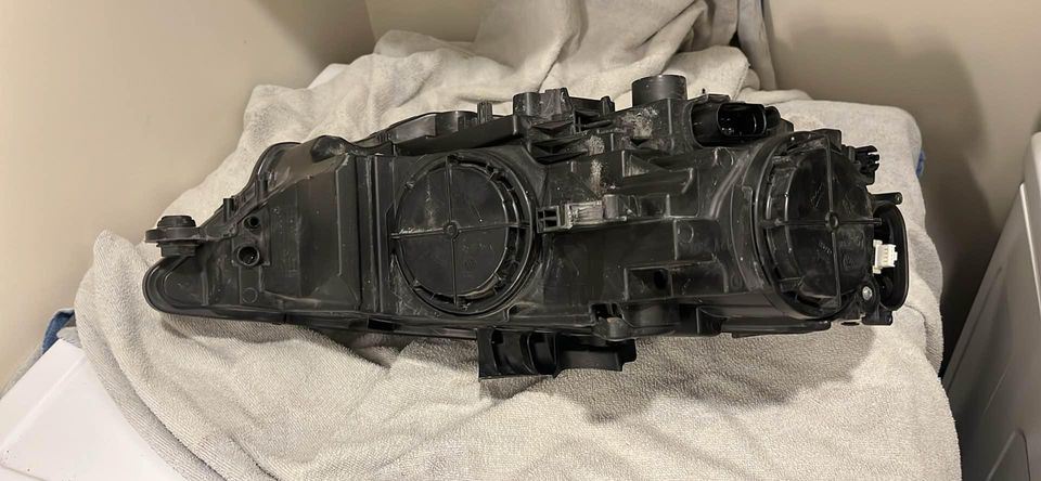 Left headlamp assembly composite used genuine OEM Audi A3 2017-2020