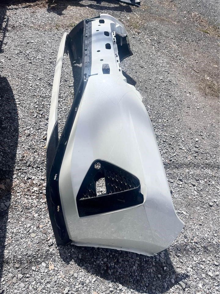 Front bumper grille used genuine OEM Nissan Murano 2019-2024