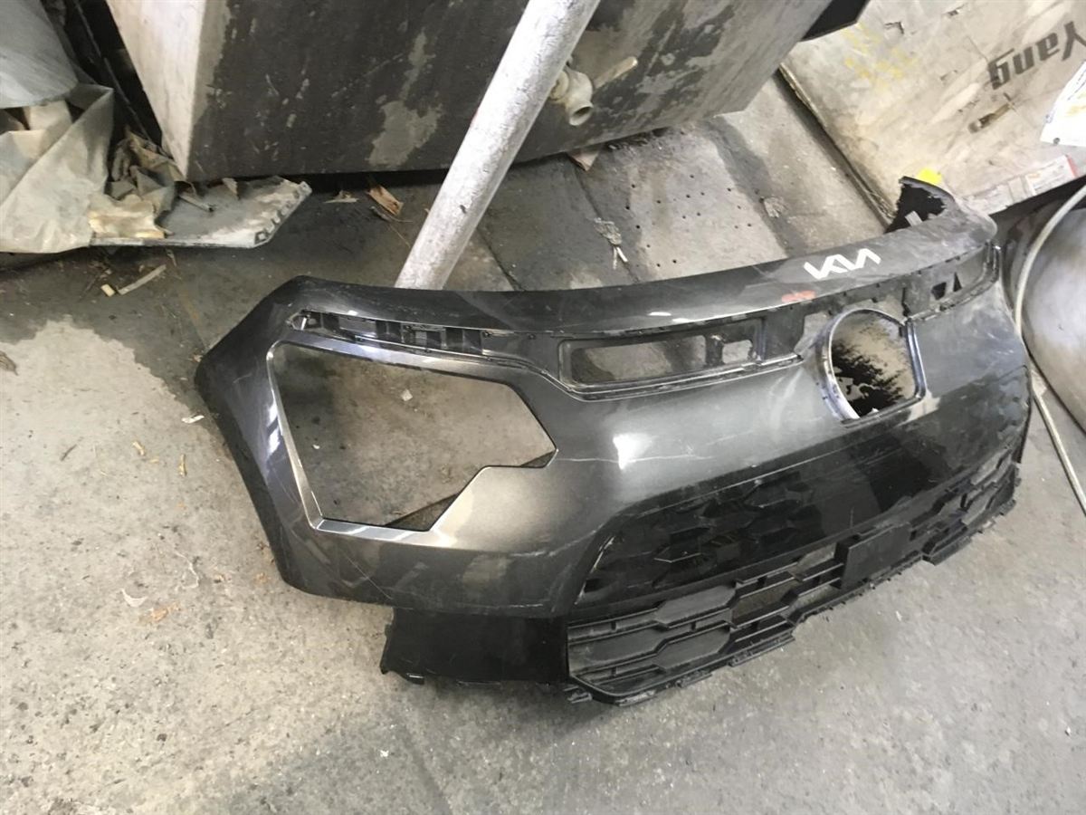 Absorbedor de defensa delantero usado original (OEM) KIA Niro 2023-2025