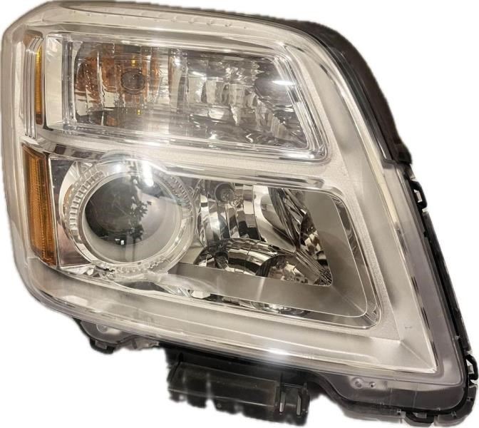 Headlamp Assembly used genuine OEM General Motors Terrain 2016-2017