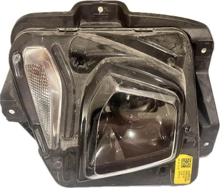 Headlamp Assembly used genuine OEM Chevrolet Blazer 2019-2022